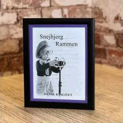 Snejbjerg Trendline Ramme Lilla 40x50 Cm. Refleksfri Glas