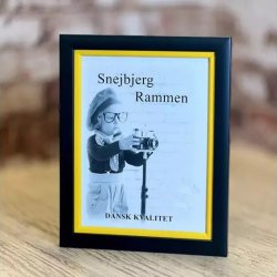 Snejbjerg Trendline Ramme Gul 40x50 Cm. Refleksfri Glas